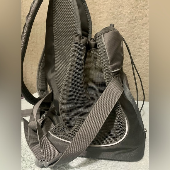 Outward Hound Pooch Small Dog Front Pack Carrier Backpack Raise theWoof Gray#PUP - Picture 9 of 15